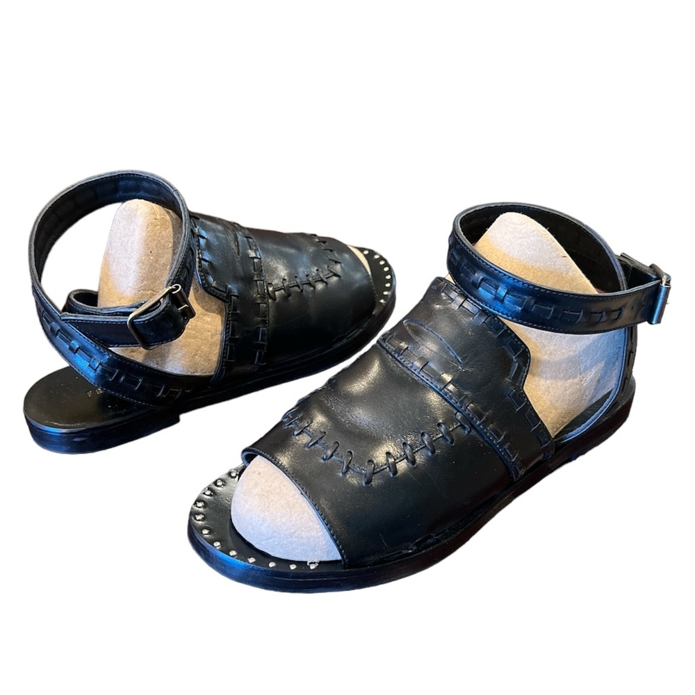 Freda Salvador Women’s Black Leather Sandals studded Ankle Strap Like New 5